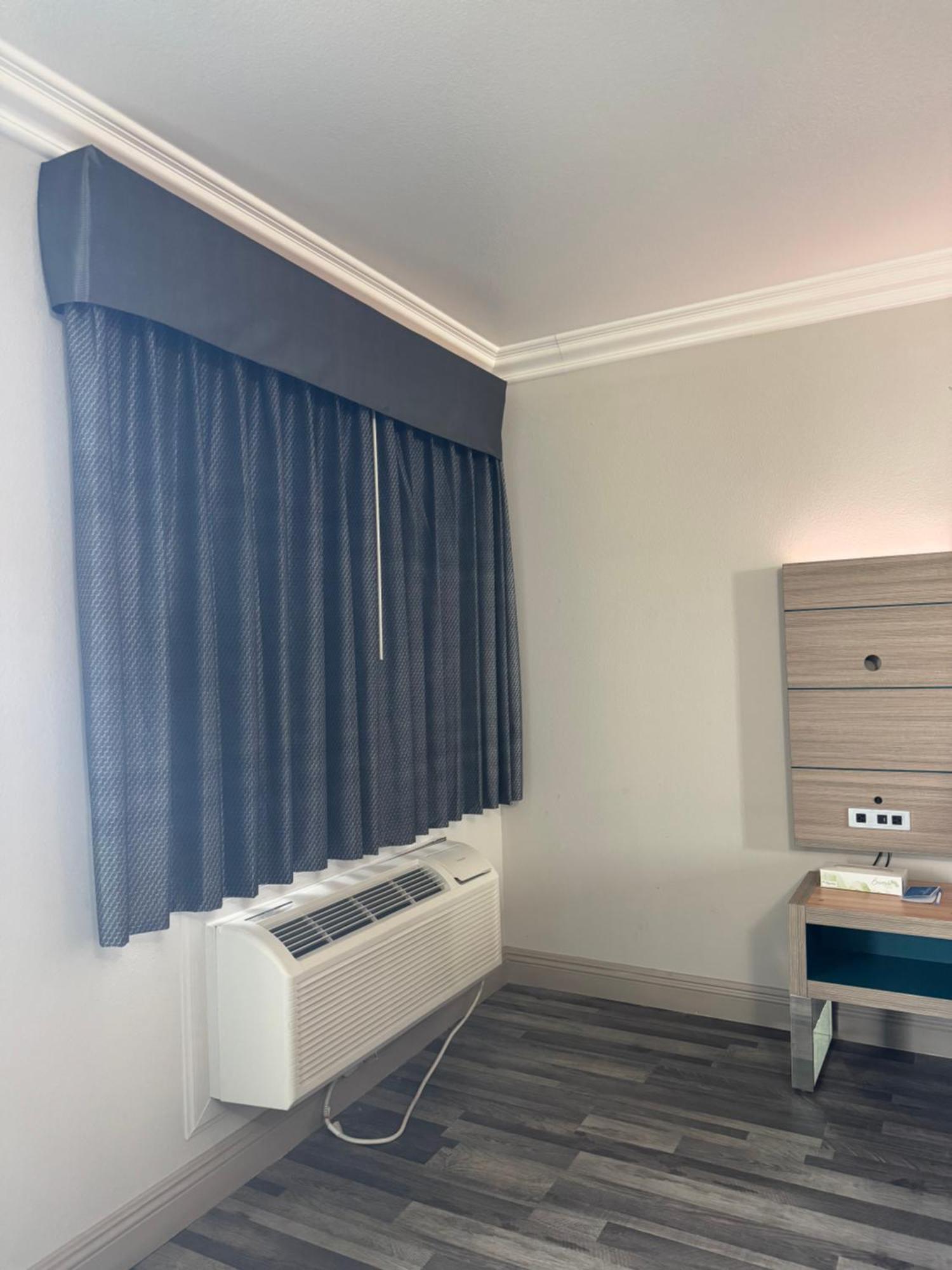Rodeway Inn Ventura Eksteriør billede